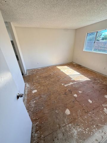 7483 Mandy Dr, Sacramento, CA 95823