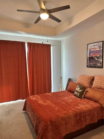 12001 Vista Parke DR 1002, Austin, TX 78726