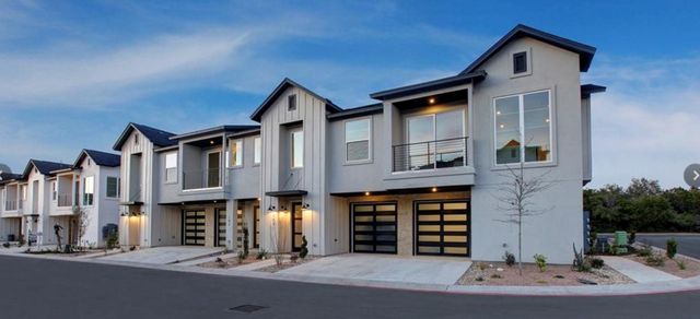 12001 Vista Parke DR 1002, Austin, TX 78726