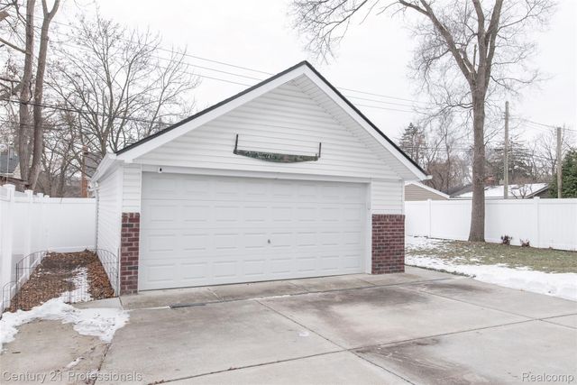 513 Renshaw Street, Rochester, MI 48307