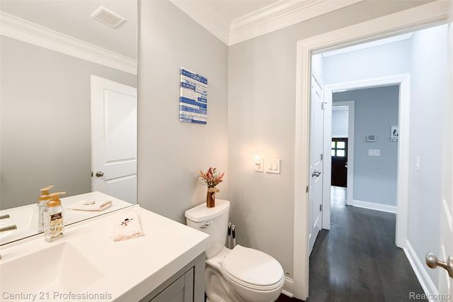 513 Renshaw Street, Rochester, MI 48307