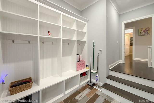 513 Renshaw Street, Rochester, MI 48307