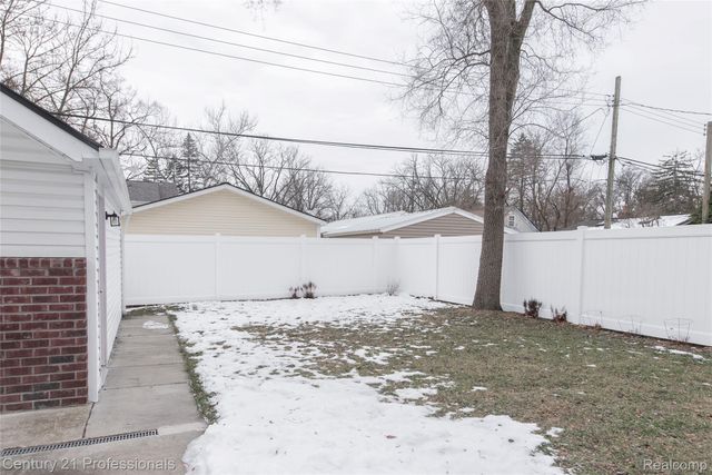 513 Renshaw Street, Rochester, MI 48307