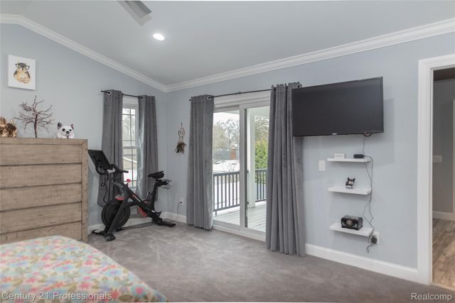 513 Renshaw Street, Rochester, MI 48307