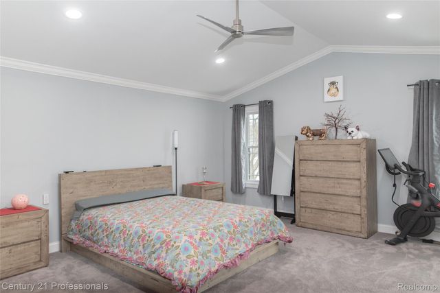 513 Renshaw Street, Rochester, MI 48307