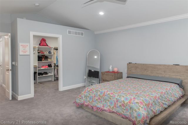 513 Renshaw Street, Rochester, MI 48307