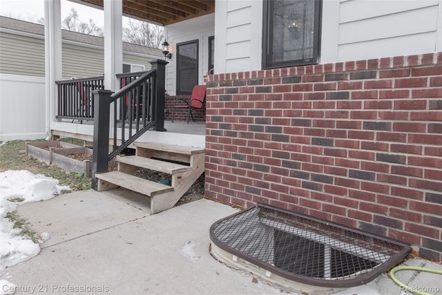 513 Renshaw Street, Rochester, MI 48307