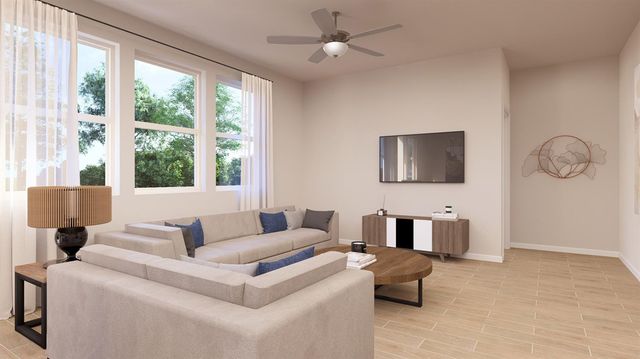 2455 E Okeefe Drive, Fresno, CA 93720