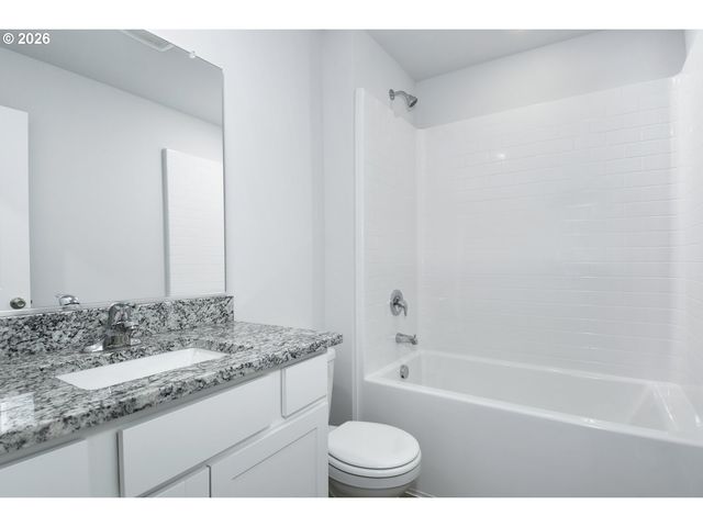 970 Ne 14TH St, Battle Ground, WA 98604