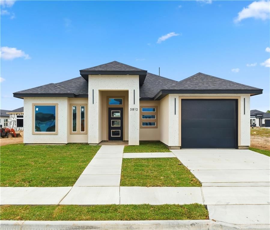 5812 N Gira Del Sol Street, Edinburg, TX 78542