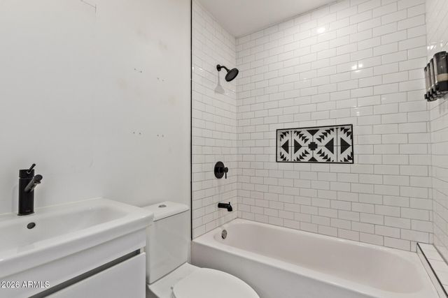 4121 W Alta Vista Road, Phoenix, AZ 85041