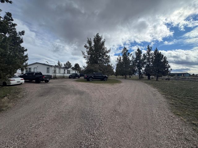 8685 Sisters View Place, Terrebonne, OR 97760