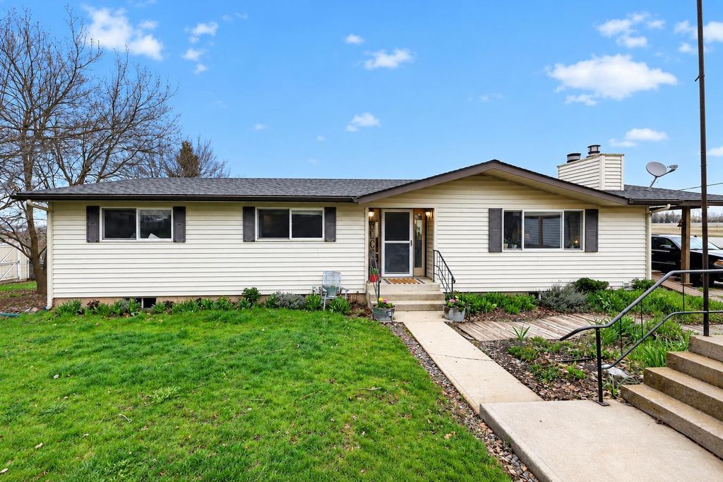 27164 N Gunning Rd, Davenport, WA 99122 photo 2