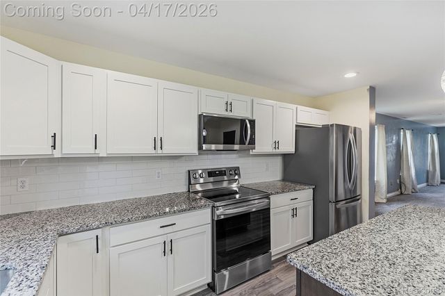 19088 Florida Street, Roseville, MI 48066