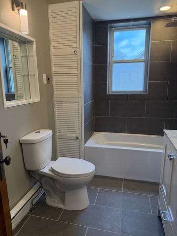 1204 6th Street, Peru, IL 61354