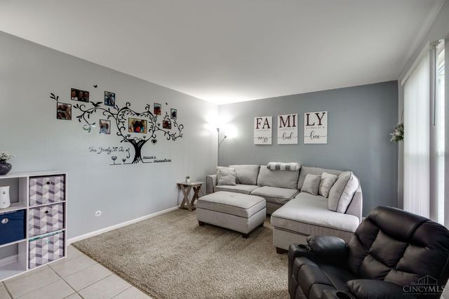 1403 Williamsburg Court, Fairborn, OH 45324
