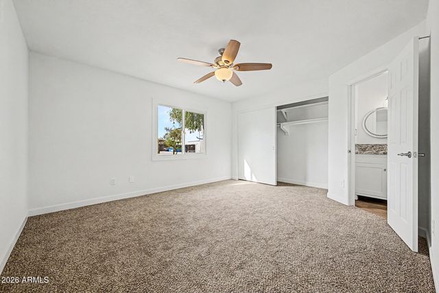 8861 W WELDON Avenue, Phoenix, AZ 85037