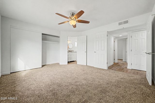 8861 W WELDON Avenue, Phoenix, AZ 85037