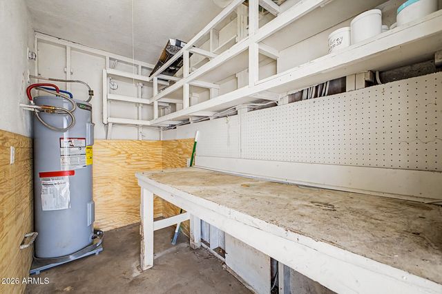 8861 W WELDON Avenue, Phoenix, AZ 85037