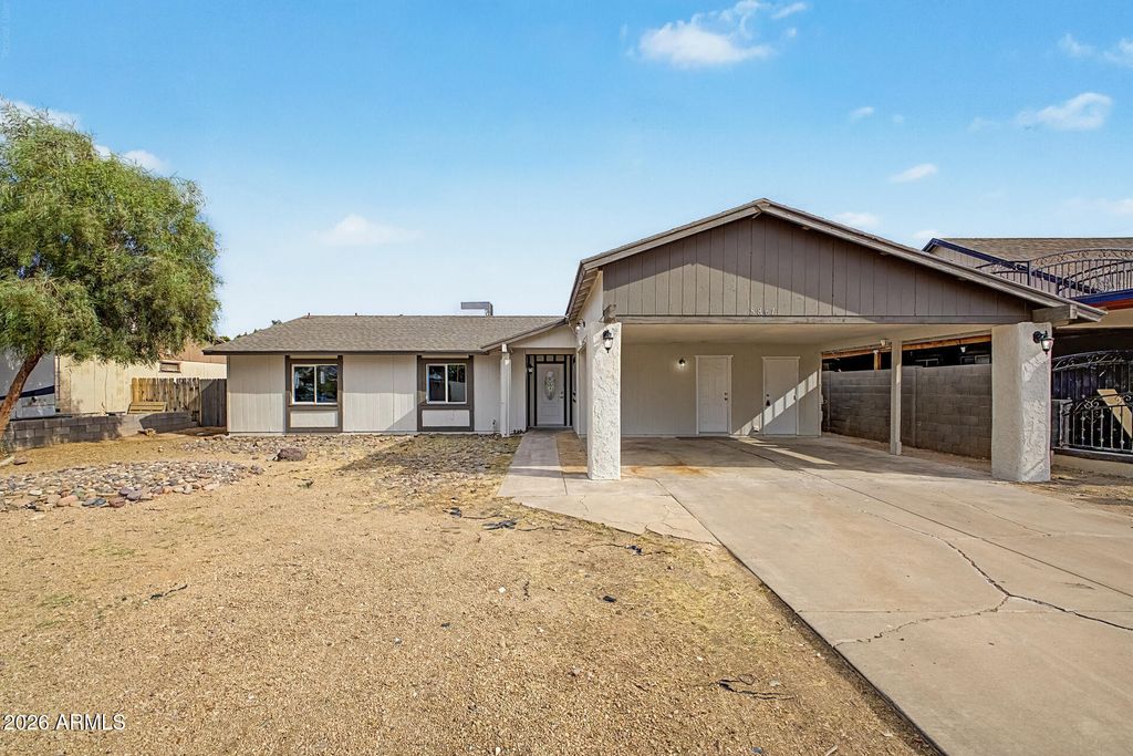 8861 W WELDON Avenue, Phoenix, AZ 85037 — photo 5