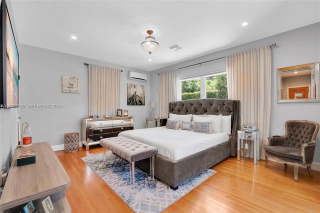 1524 Siena Ave, Coral Gables, FL 33146