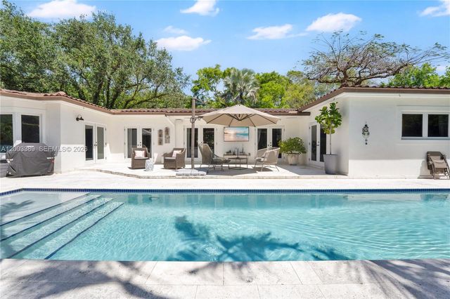 1524 Siena Ave, Coral Gables, FL 33146