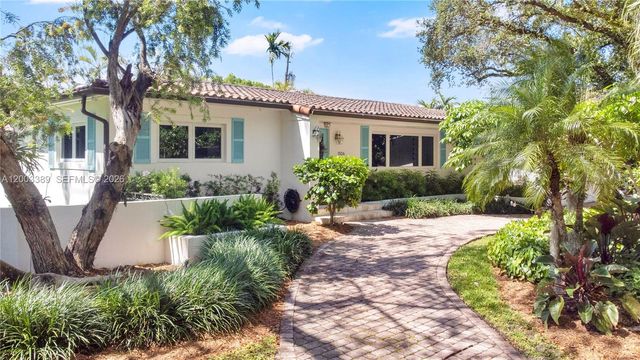1524 Siena Ave, Coral Gables, FL 33146