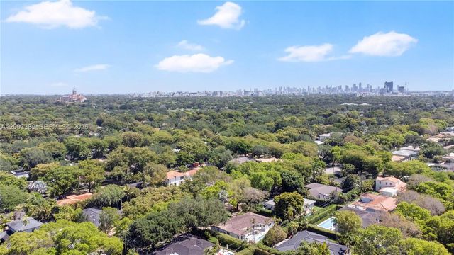 1524 Siena Ave, Coral Gables, FL 33146