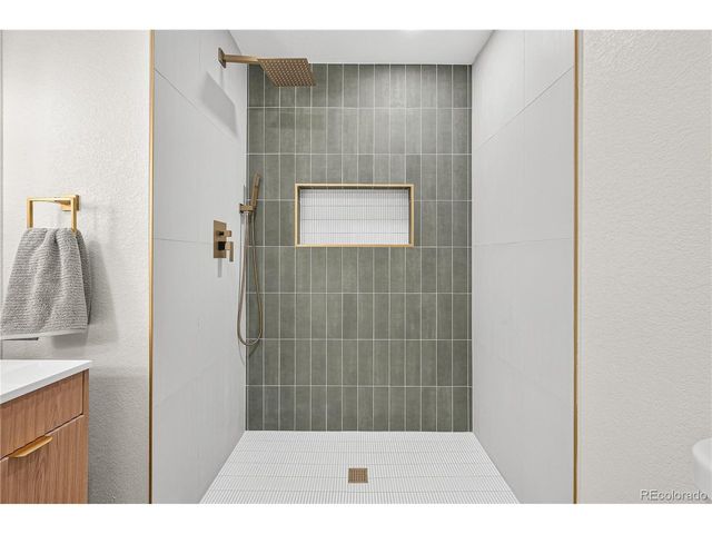 12291 W Dakota Dr, Lakewood, CO 80228