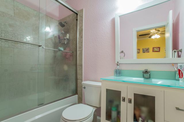 1019 Gin Road, Ennis, TX 75119