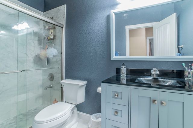 1019 Gin Road, Ennis, TX 75119