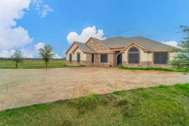 1019 Gin Road, Ennis, TX 75119