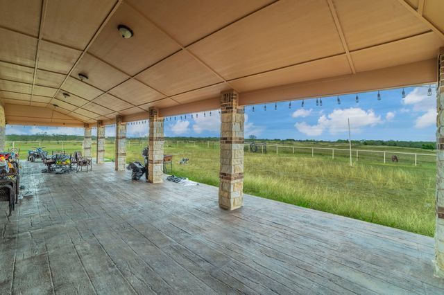 1019 Gin Road, Ennis, TX 75119