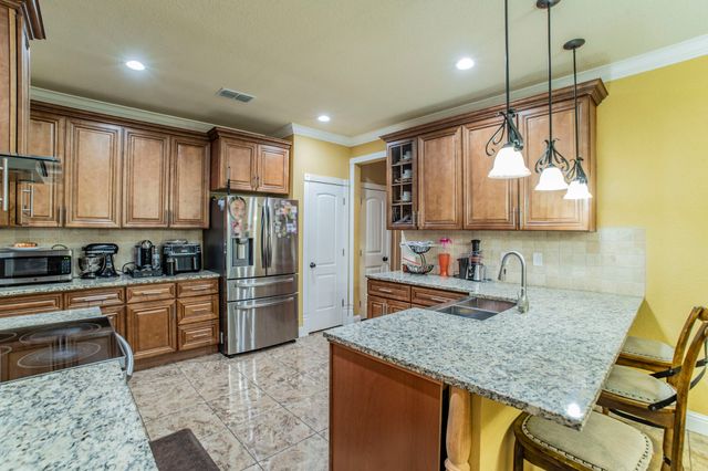 1019 Gin Road, Ennis, TX 75119