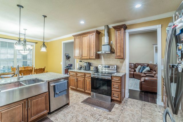 1019 Gin Road, Ennis, TX 75119