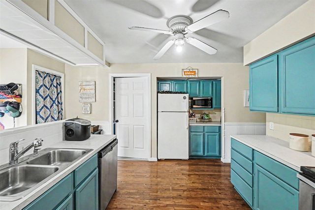 215 N Division Avenue, Fremont, MI 49412