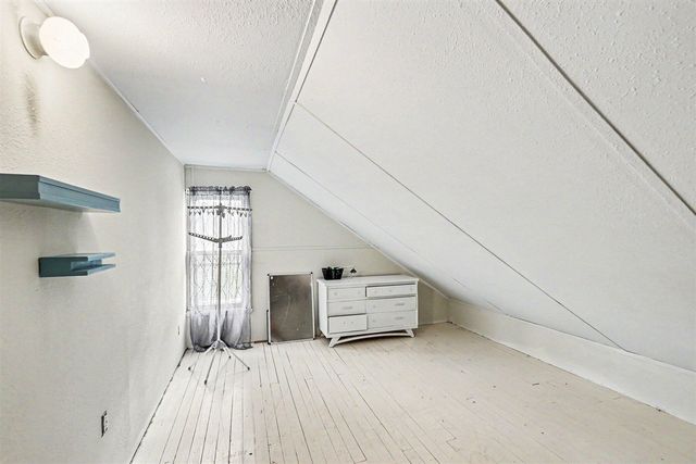 215 N Division Avenue, Fremont, MI 49412