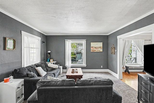 215 N Division Avenue, Fremont, MI 49412