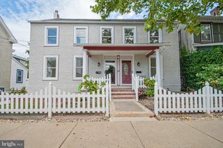 51 S MAIN ST, Quakertown, PA 18951