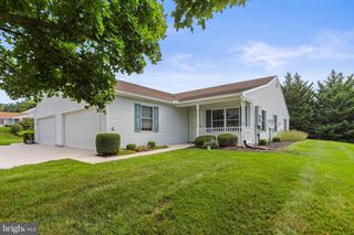 1365 VILLAGE DR #23, Spring Grove, PA 17362