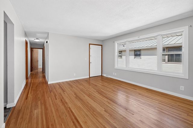 5844 Washburn Avenue S, Minneapolis, MN 55410