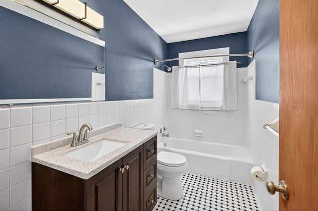 5844 Washburn Avenue S, Minneapolis, MN 55410