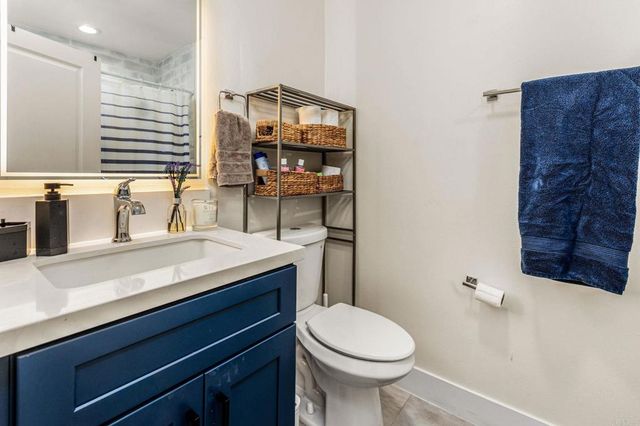 3851 Curtis Street, San Diego, CA 92110
