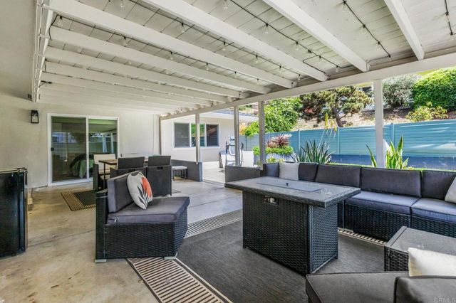 3851 Curtis Street, San Diego, CA 92110