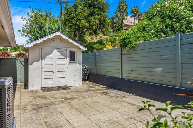 3851 Curtis Street, San Diego, CA 92110