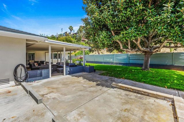 3851 Curtis Street, San Diego, CA 92110