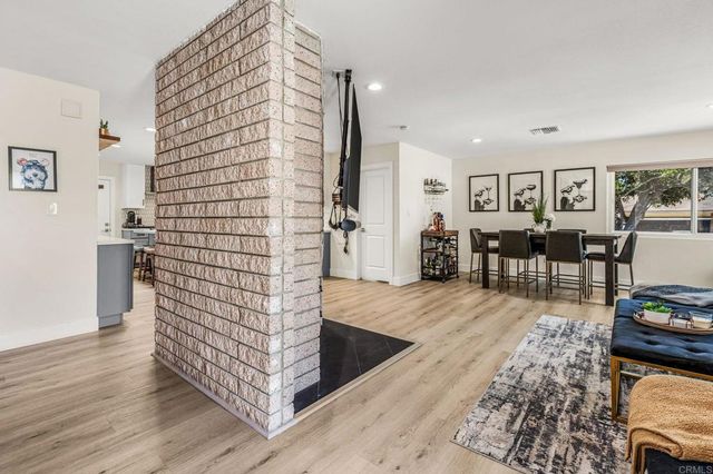 3851 Curtis Street, San Diego, CA 92110