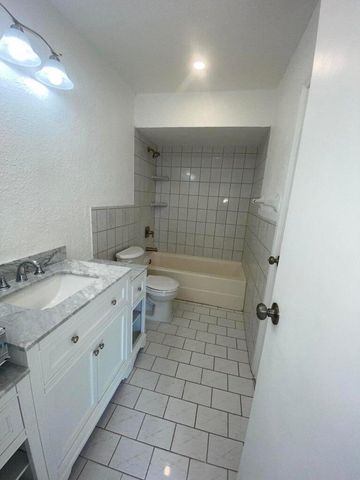 3031 E Missionwood Lane, Miramar, FL 33025