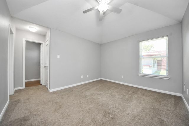 1324 S Johnson Street, Alvin, TX 77511