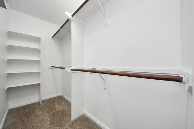 1324 S Johnson Street, Alvin, TX 77511